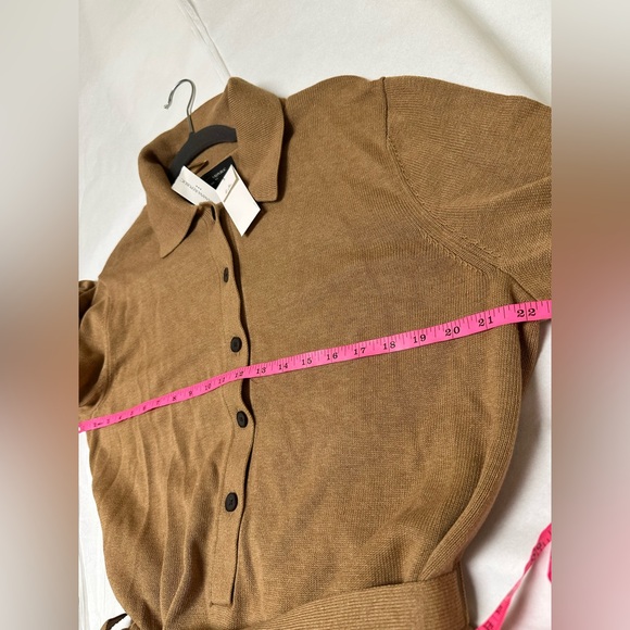 Nwt: Banana Republic BUTTONED MIDI SWEATER DRESS🌻 - Picture 4 of 11